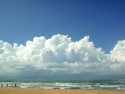 Wolken und Meer
