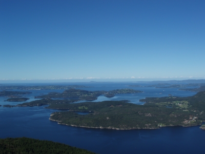 Ausblick auf Fjordlandschaft