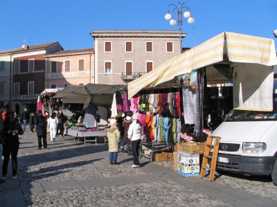 Italien: Markt in Santarcangelo 01