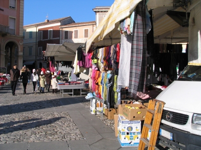 Italien: Markt in Santarcangelo 04