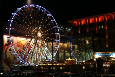 Riesenrad vorm Alexa Berlin