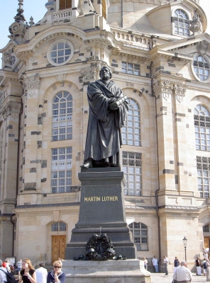 Luther vor Frauenkirche