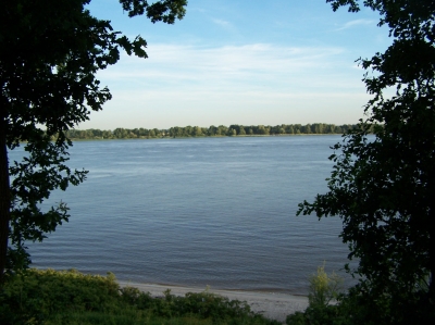 Die Elbe in Wedel (Hamburg)