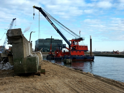 Hafencity - Schwimmkran am Dalmannkai