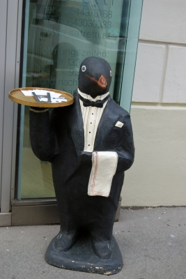 Künstlicher Pinguin