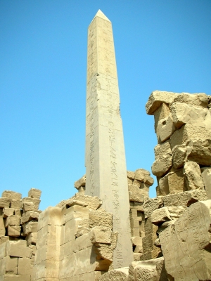 Ägypten - Obelisk im Karnak Tempel