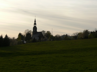 ..die Kirche im Dorf...
