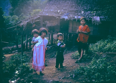 Kinder aus Thailand 1