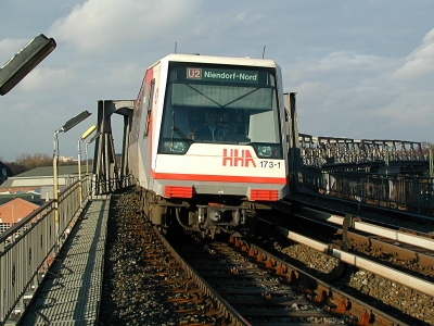 DT4 auf dem Viadukt