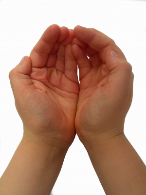 Kinderhände Handteller Schale