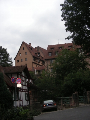 modernes und altes in Mögeldorf
