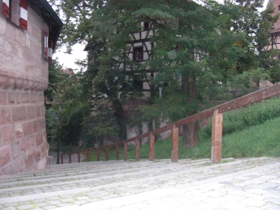 Treppe nach unten in Mögeldorf