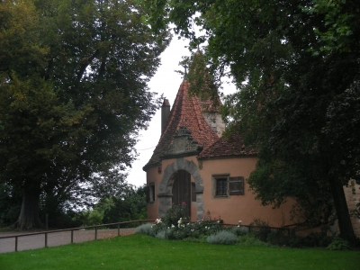 Burggarten mit Burgtor in Rothenburg