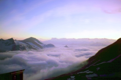 Wunderbare Bergwelt am frühen Morgen