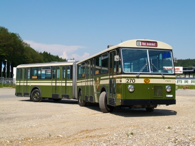 Bus 270