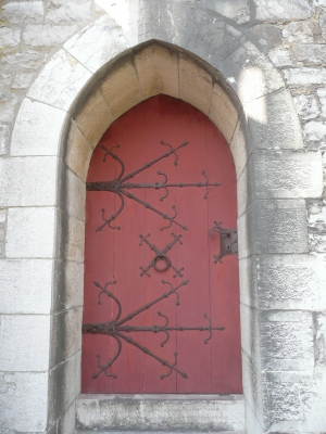 Hintertür einer Kapelle der Eyneburg, Belgien