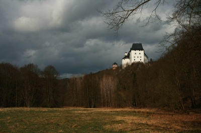 Talblick zum Schloss Burgk