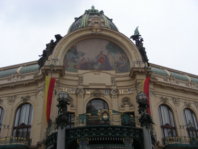 Portal in Prag
