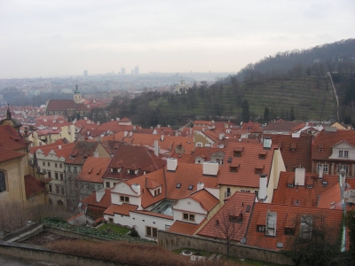 Dächer und Panorama von Prag