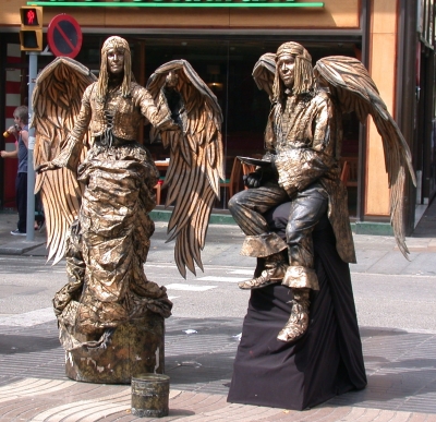 Barcelona Rambla Statue 2