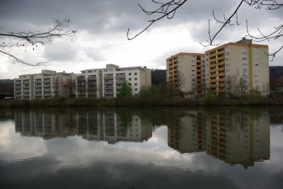 Wohnhäuser am Neckar 1