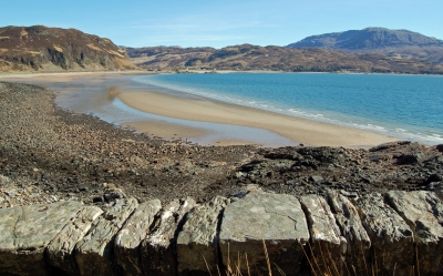 Einsamer Strand in Schottland