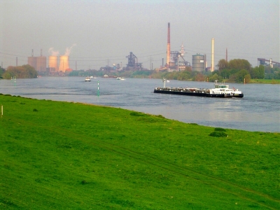 Der Niederrhein - Natur und Industrie