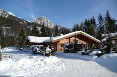 Wintertraum in den Bergen Tirols