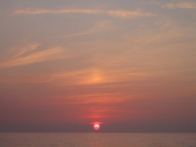 Sonnenuntergang pur am Meer