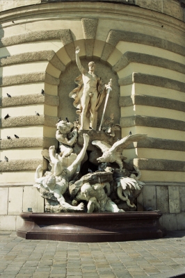 Skulptur am Michaelerplatz-Hofburg-Wien