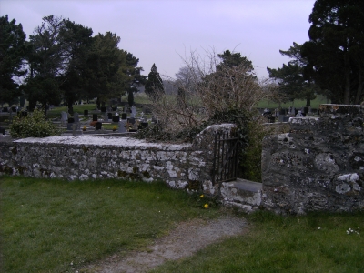 neuerer Friedhof neben Clonmacnoise