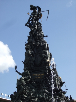 paradeplatzbrunnen 14
