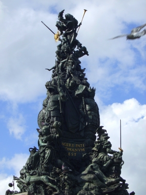 paradeplatzbrunnen 10