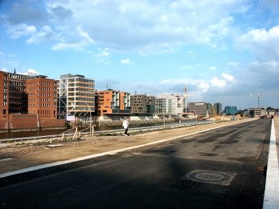 Hafencity - neue Strasse Am-Kaiserkai