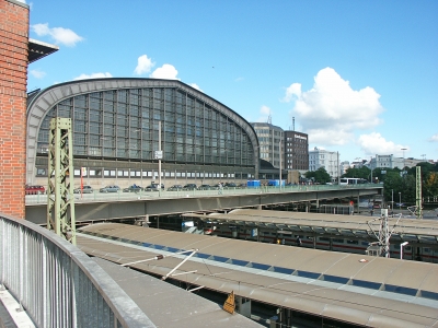 Hauptbahnhof von Osten