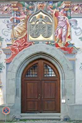 Rückseitiger Eingangsbereich des Alten Rathauses in Lindau