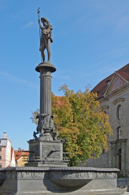 »Neptun-Brunnen« auf dem Marktplatz in Lindau