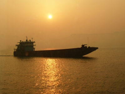 Sonnenaufgang auf dem Jangtse