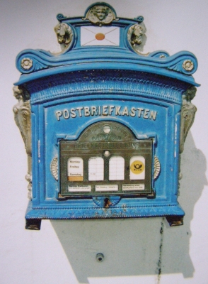 historischer Briefkasten