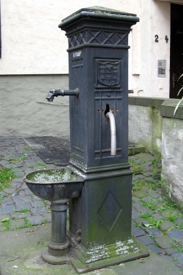 alter Brunnen