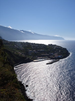 Im Norden von Madeira, Blick mit Gegenlicht