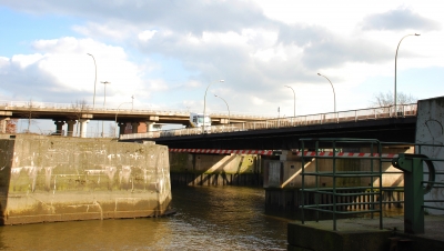 an der Argentinienbrücke