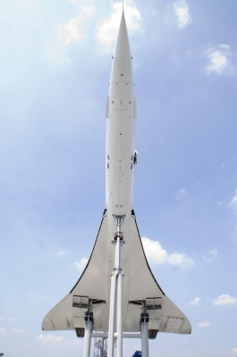 ... nein nein keine neue Rakete (Unterseite der Concorde)