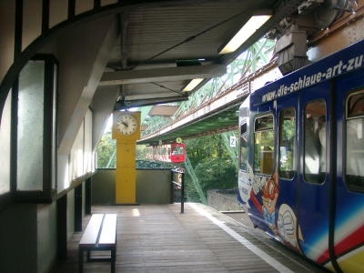 Schwebebahn112