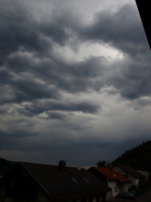 Gewitterwolken über Weisenbach 2