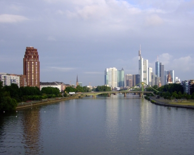 skyline frankfurt am main am morgen