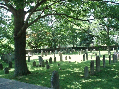 Kirche Friedhof 2