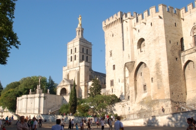 Avignon Palais des Papes -Notre Dame