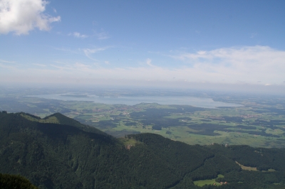 Blick vom Hochfelln auf den Chiemsee