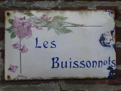 Schild "Les Buissonnets"